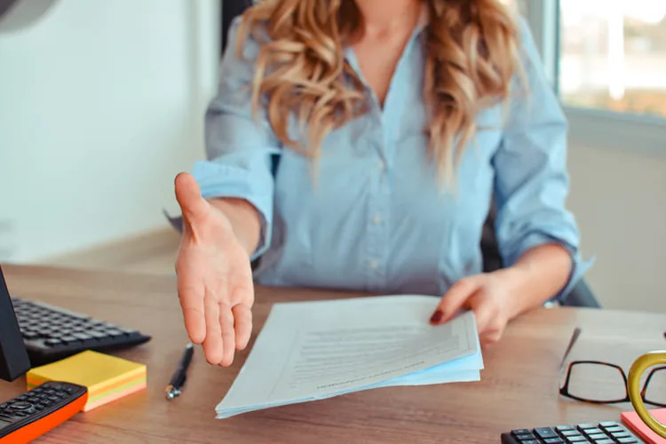 Calcul al costurilor și taxelor de înmatriculare auto